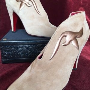 Charles Jourdan Vintage France Suede Booties, 8